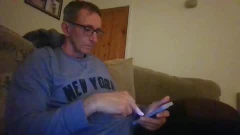 Snapshot of stuuuey73 chatting on May 14, 8:59 pm stuuuey73 online show from May 14, 8:59 pm