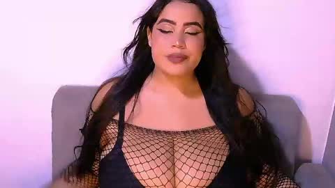 Snapshot of stweetemmac1 chatting on April 18, 7:29 pm stweetemmac1 online show from April 18, 7:29 pm