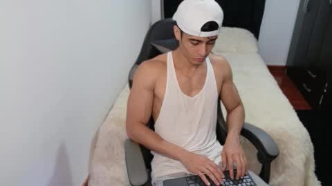 stylish men online show from October 20, 2:06 pm