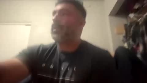 Snapshot of suavecito67 chatting on September 30, 2:49 am suavecito67 online show from September 30, 2:49 am