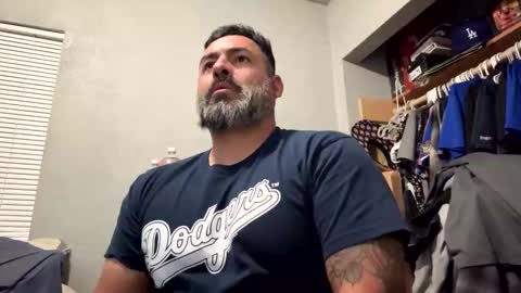 Snapshot of suavecito67 chatting on April 29, 4:05 am suavecito67 online show from April 29, 4:05 am