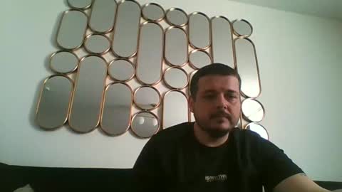 Snapshot of sub3100 chatting on April 7, 9:21 am 420Fun online show from April 7, 9:21 am