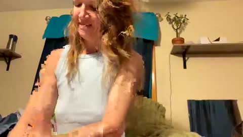 Snapshot of sub4you69brat chatting on February 26, 2:26 am sub4you69brat online show from February 26, 2:26 am