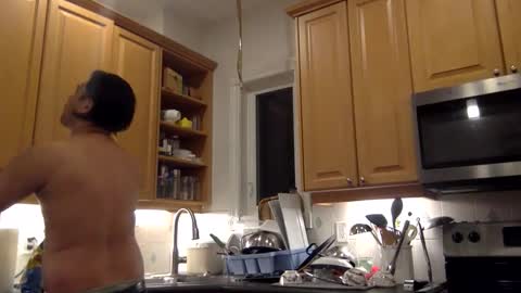 Snapshot of sub_boy305 chatting on December 22, 4:20 am sub boy305 online show from December 22, 4:20 am