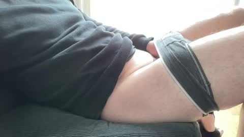 alex online show from April 1, 11:55 am