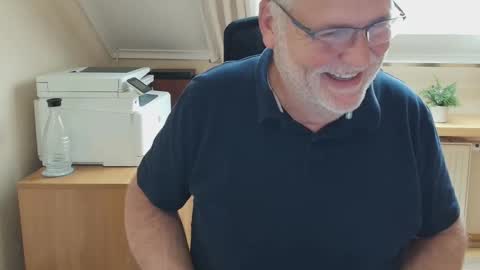 Snapshot of subbear1968 chatting on May 12, 1:30 pm subbear1968 online show from May 12, 1:30 pm