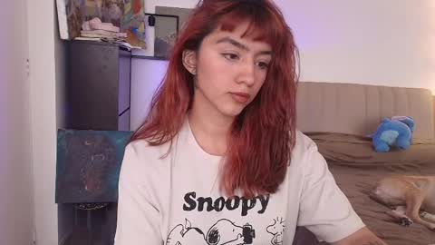 Zoe online show from April 11, 9:30 pm