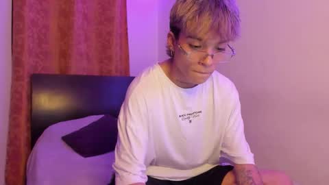 nico online show from March 10, 11:21 pm