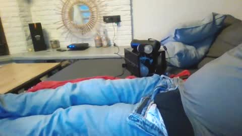 Snapshot of submissivguy chatting on June 29, 7:36 pm submissivguy online show from June 29, 7:36 pm