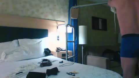 suboutdoors11 online show from February 27, 1:16 am