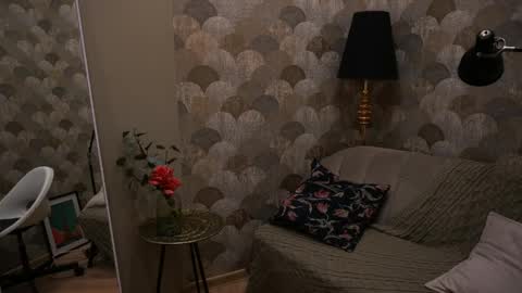 subtleart_ online show from April 2, 1:31 pm