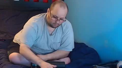 Snapshot of subzero_2689 chatting on June 10, 3:50 am subzero online show from June 10, 3:50 am