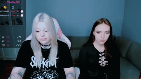 Snapshot of succubus_leslie chatting on December 8, 10:30 am succubus_leslie online show from December 8, 10:30 am