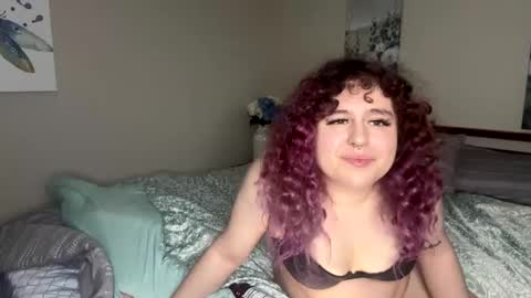 Snapshot of succumuse chatting on January 6, 5:11 am Succumuse online show from January 6, 5:11 am