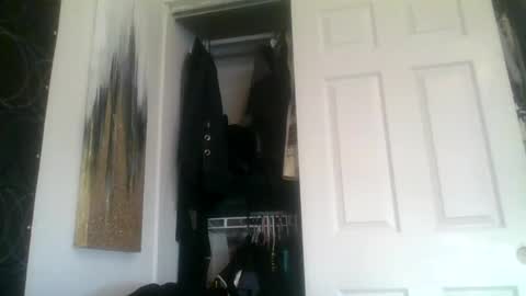 SUCKITU812 online show from February 27, 11:59 pm