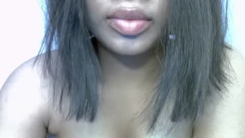 Ella online show from February 19, 9:33 pm