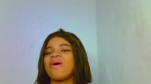 Ella online show from February 22, 8:51 pm