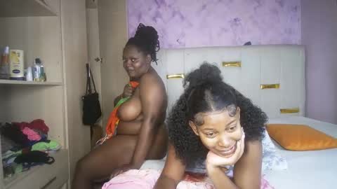 Snapshot of sugar_rush_cutie chatting on April 11, 8:29 am sugar_rush_cutie online show from April 11, 8:29 am