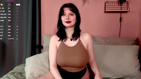Snapshot of sugar_tomato chatting on April 23, 1:02 pm Maria online show from April 23, 1:02 pm