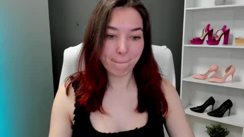 Snapshot of sugar_xmegan chatting on April 21, 6:41 am Megan online show from April 21, 6:41 am
