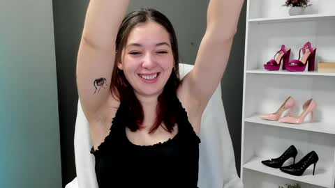 Snapshot of sugar_xmegan chatting on April 24, 7:00 am Megan online show from April 24, 7:00 am