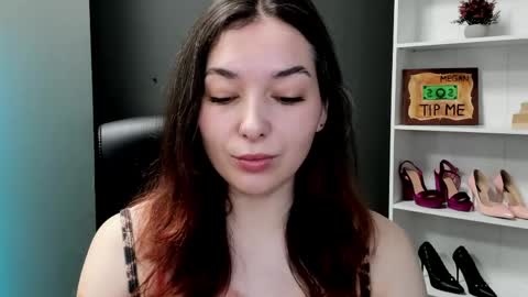 Snapshot of sugar_xmegan chatting on May 21, 6:42 am Megan online show from May 21, 6:42 am