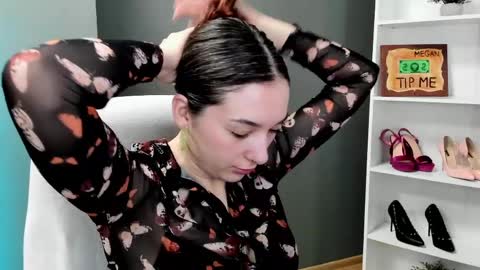 Snapshot of sugar_xmegan chatting on May 25, 7:36 am Megan online show from May 25, 7:36 am