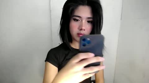 Jo Haira online show from January 10, 12:15 pm