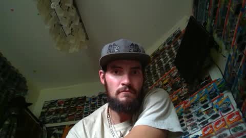 Sugarbush696 online show from September 11, 10:10 pm