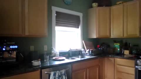 Snapshot of sugargay222 chatting on May 19, 1:28 pm Sugar online show from May 19, 1:28 pm