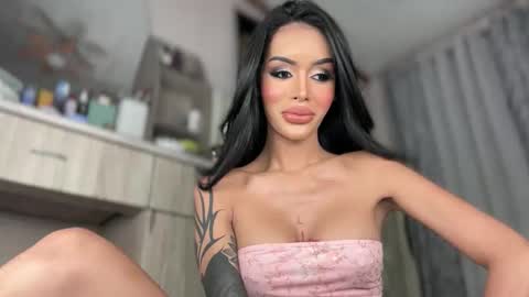 Jess online show from May 25, 3:34 am