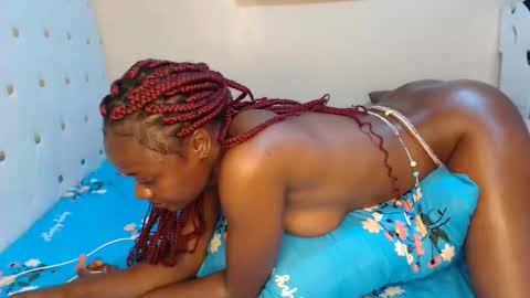 sugar online show from April 9, 7:41 pm