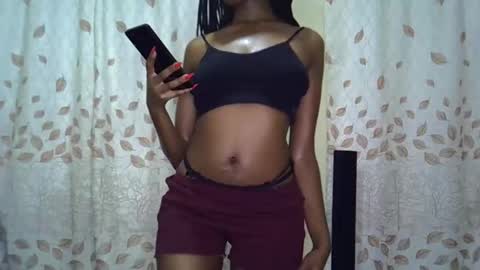 sugarluna001 online show from February 8, 4:49 am