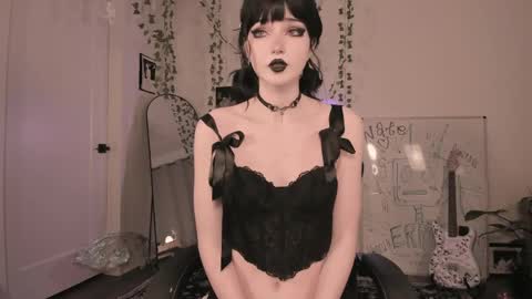 Snapshot of sugarmiette chatting on April 18, 2:37 am Ella online show from April 18, 2:37 am