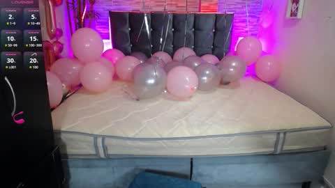 kira online show from February 17, 4:42 am