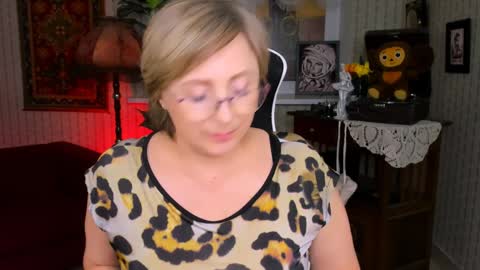 Vivien online show from January 4, 6:09 pm