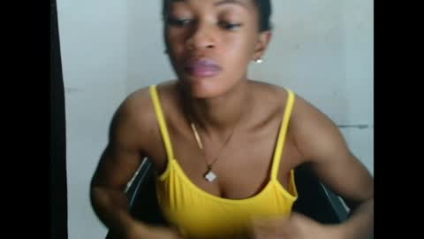 Snapshot of sugarxpussy chatting on April 18, 10:19 am sugarxpussy online show from April 18, 10:19 am