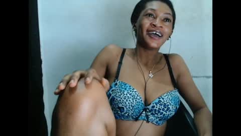 Snapshot of sugarxpussy chatting on April 19, 6:10 pm sugarxpussy online show from April 19, 6:10 pm