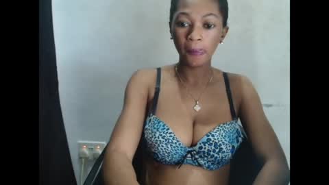 Snapshot of sugarxpussy chatting on April 25, 9:45 am sugarxpussy online show from April 25, 9:45 am