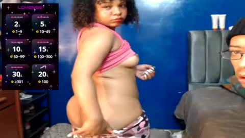 Snapshot of suggabrown_ chatting on June 26, 8:41 am suggabrown_ online show from June 26, 8:41 am