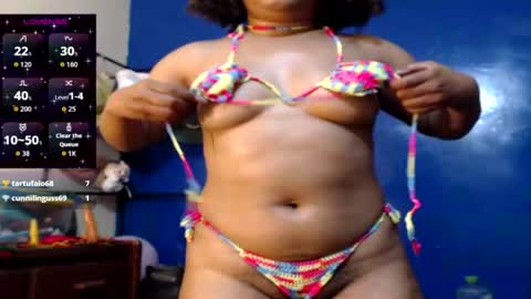 Snapshot of suggabrown_ chatting on July 13, 10:18 am suggabrown_ online show from July 13, 10:18 am