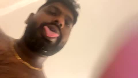 Let me be your knight that saves you online show from September 29, 4:12 pm