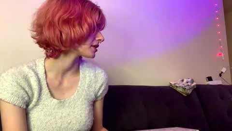 Snapshot of suicunebitch chatting on February 10, 12:30 am Ophelia online show from February 10, 12:30 am