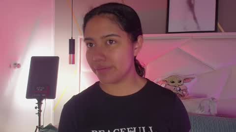 Snapshot of sukirush chatting on February 2, 11:53 am SUKI online show from February 2, 11:53 am