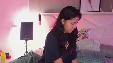 Snapshot of sukirush chatting on February 3, 12:21 pm SUKI online show from February 3, 12:21 pm