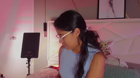 Snapshot of sukirush chatting on February 6, 11:35 am SUKI online show from February 6, 11:35 am