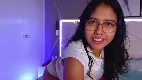 Snapshot of sukirush chatting on February 10, 11:47 am SUKI online show from February 10, 11:47 am