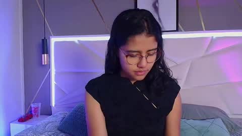 Snapshot of sukirush chatting on February 21, 11:44 am SUKI online show from February 21, 11:44 am