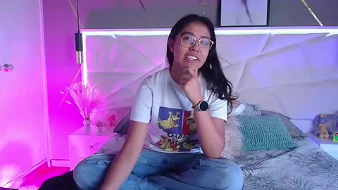 Snapshot of sukirush chatting on March 1, 1:02 pm SUKI online show from March 1, 1:02 pm