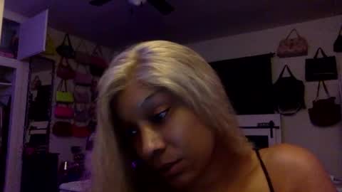 lexie online show from April 15, 10:55 am